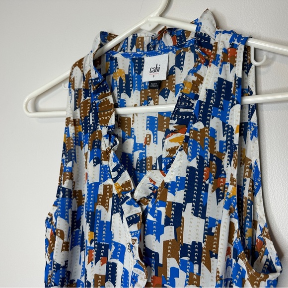 CAbi Jigsaw Top | Patterned Sleeveless Blouse | Blue, Brown, White Spring 6106 - Picture 8 of 13